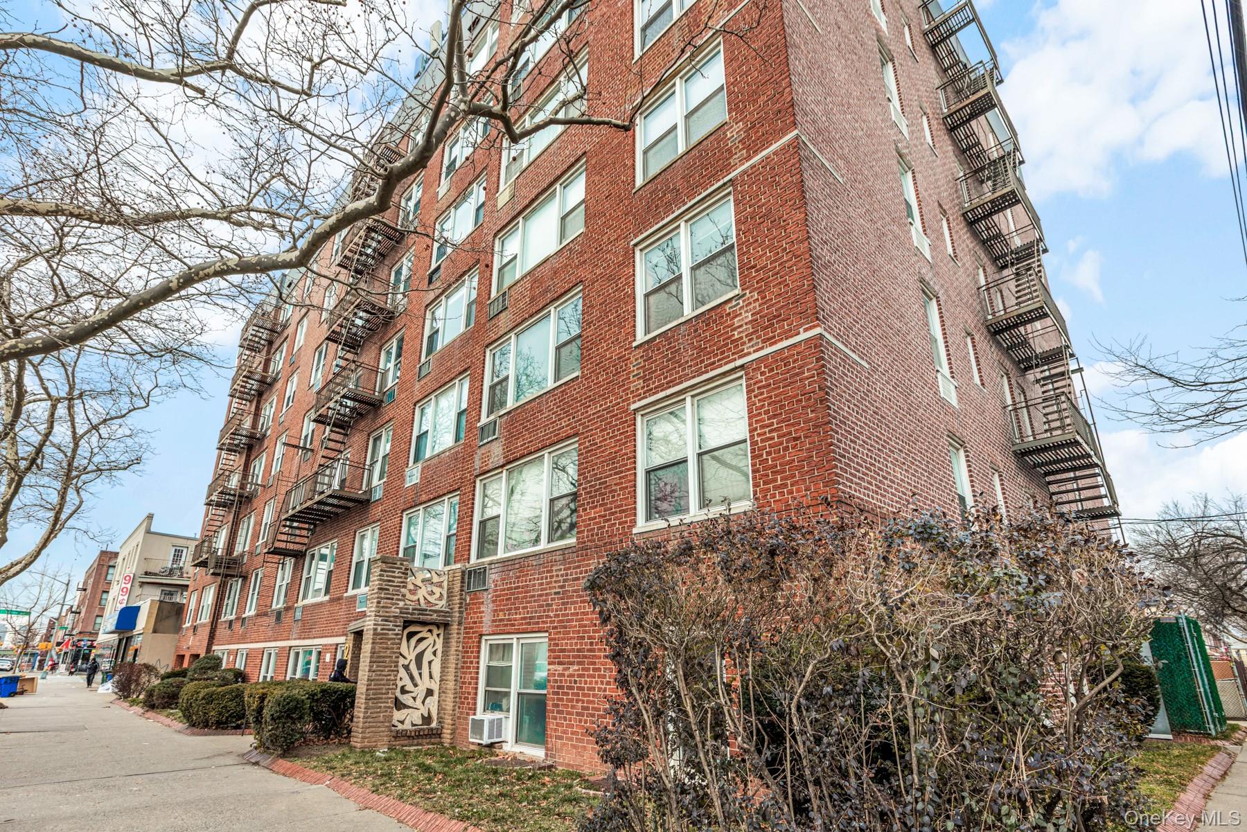 2600 E 21st Street Unit: 7C