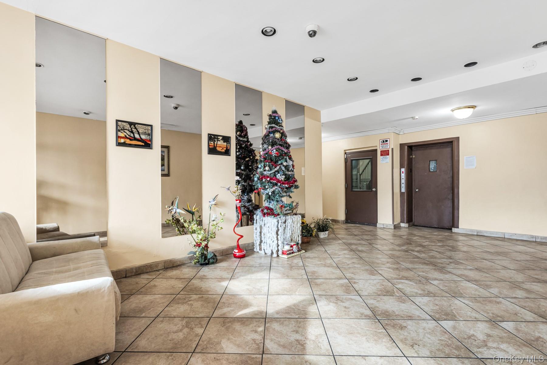 2600 E 21st Street Unit: 7C