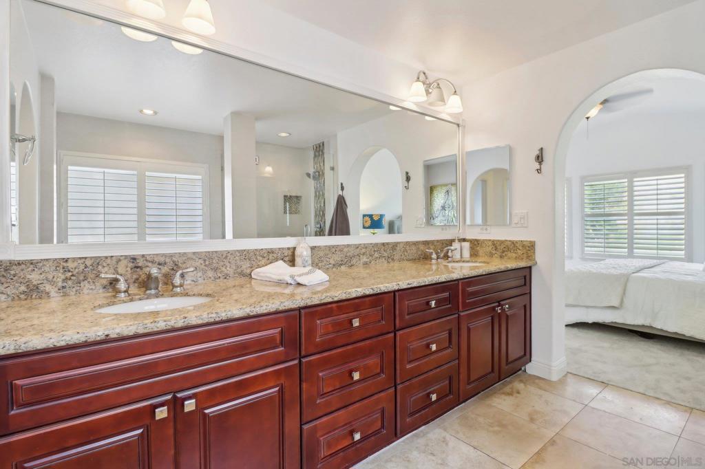 3024 Avenida Ciruela