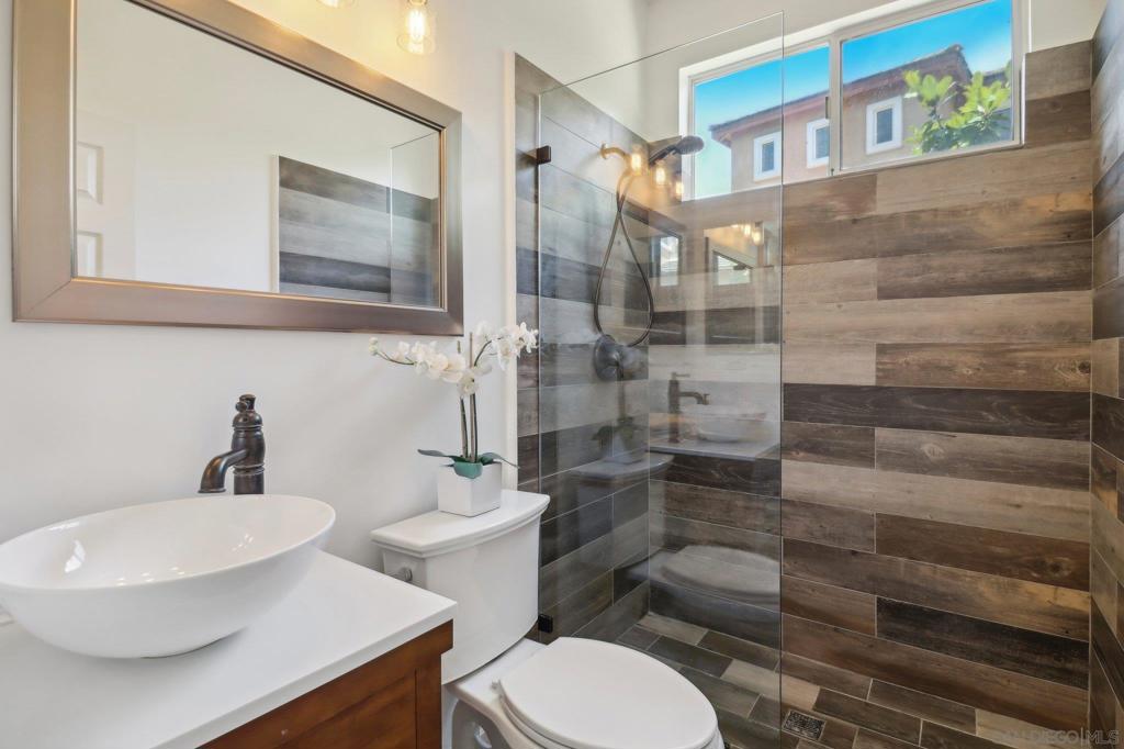 3024 Avenida Ciruela