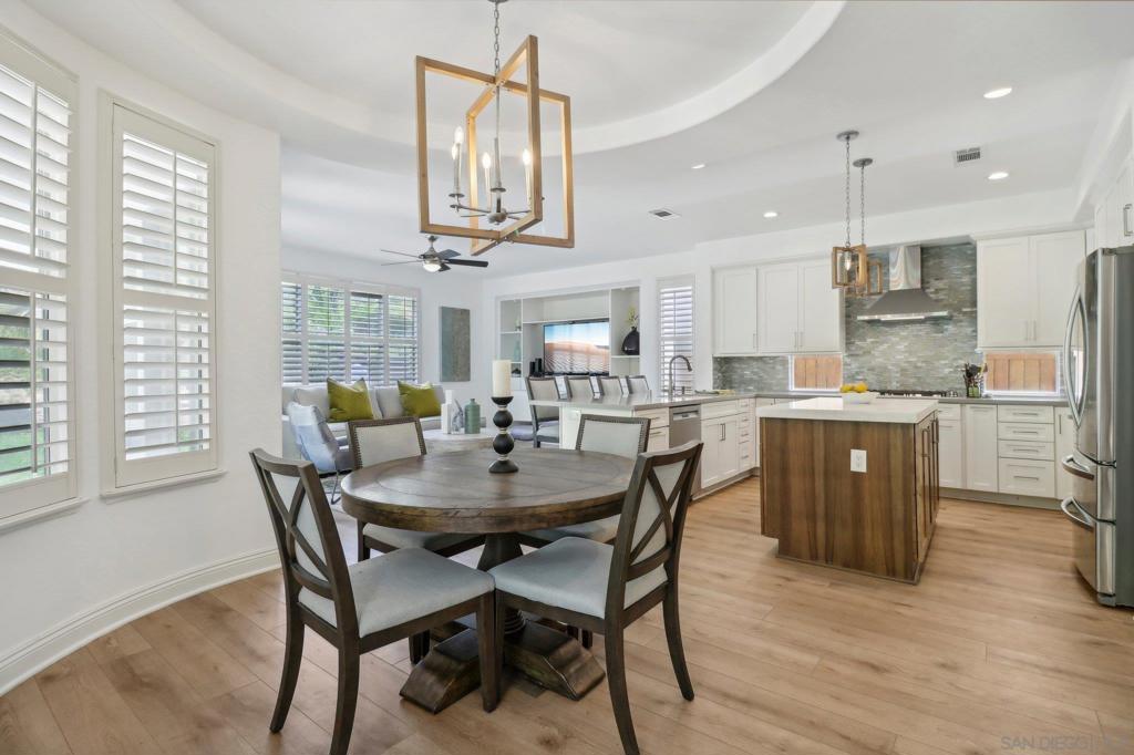 3024 Avenida Ciruela