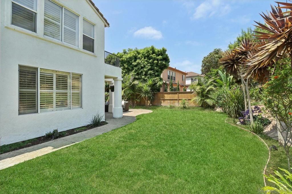 3024 Avenida Ciruela