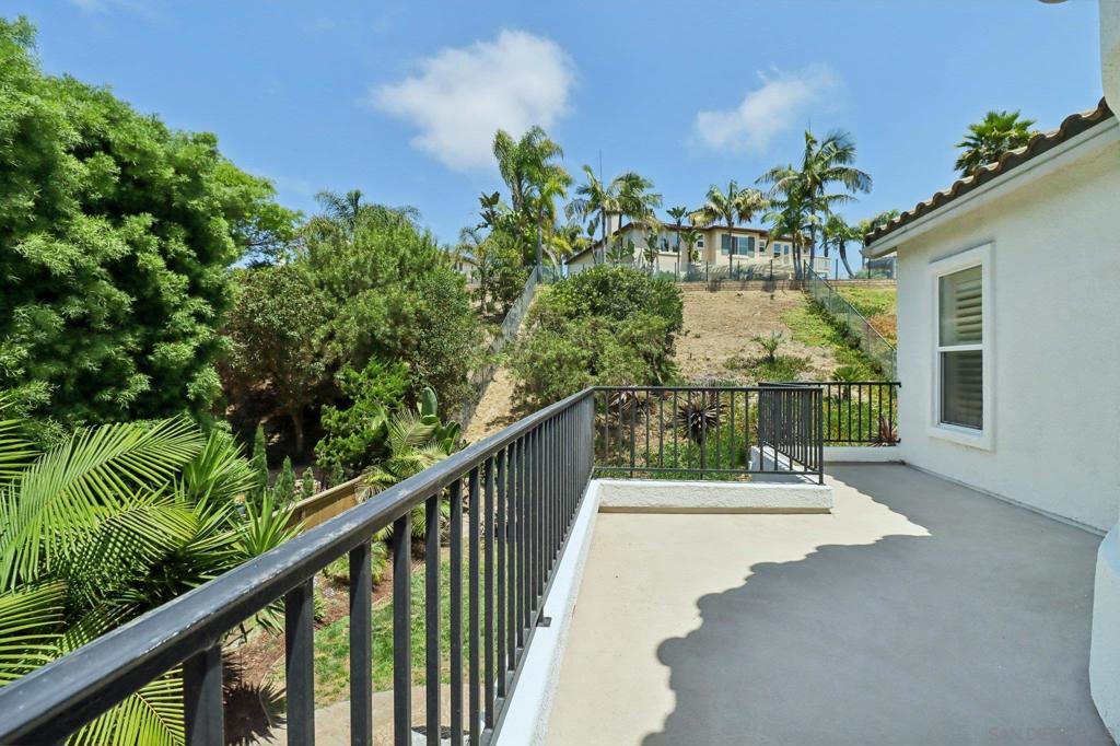 3024 Avenida Ciruela