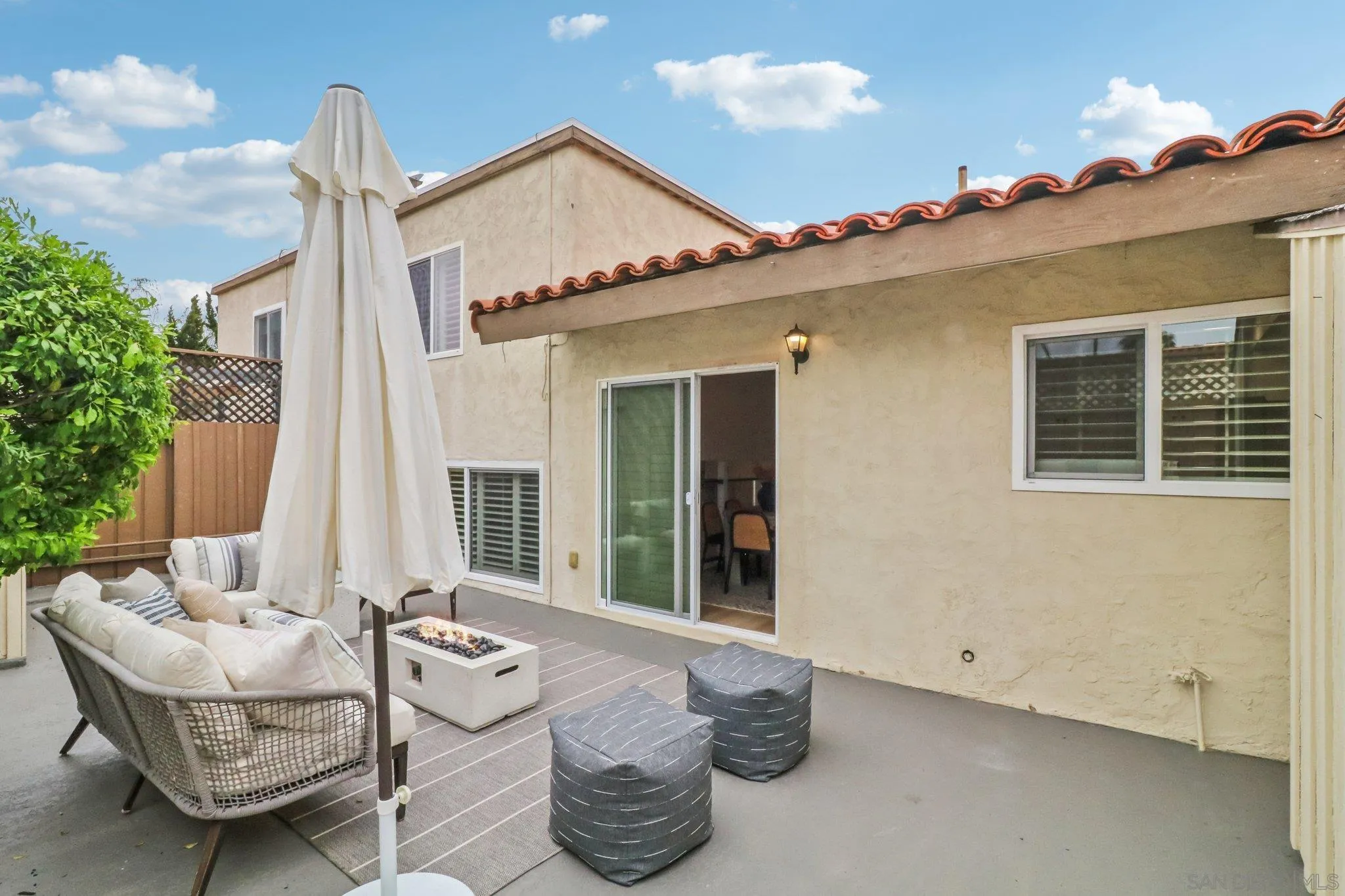 4174 Balboa Way