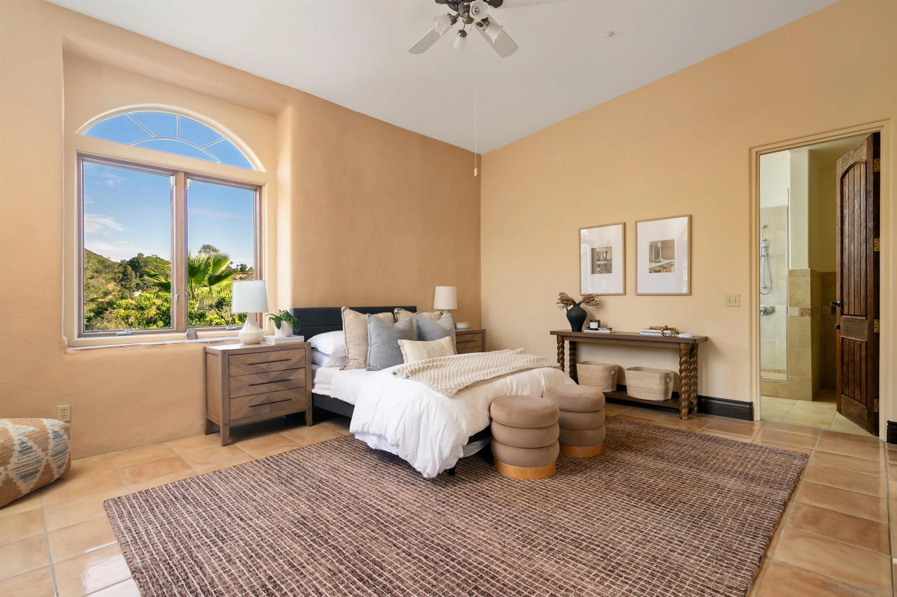 3696 Alta Loma Dr