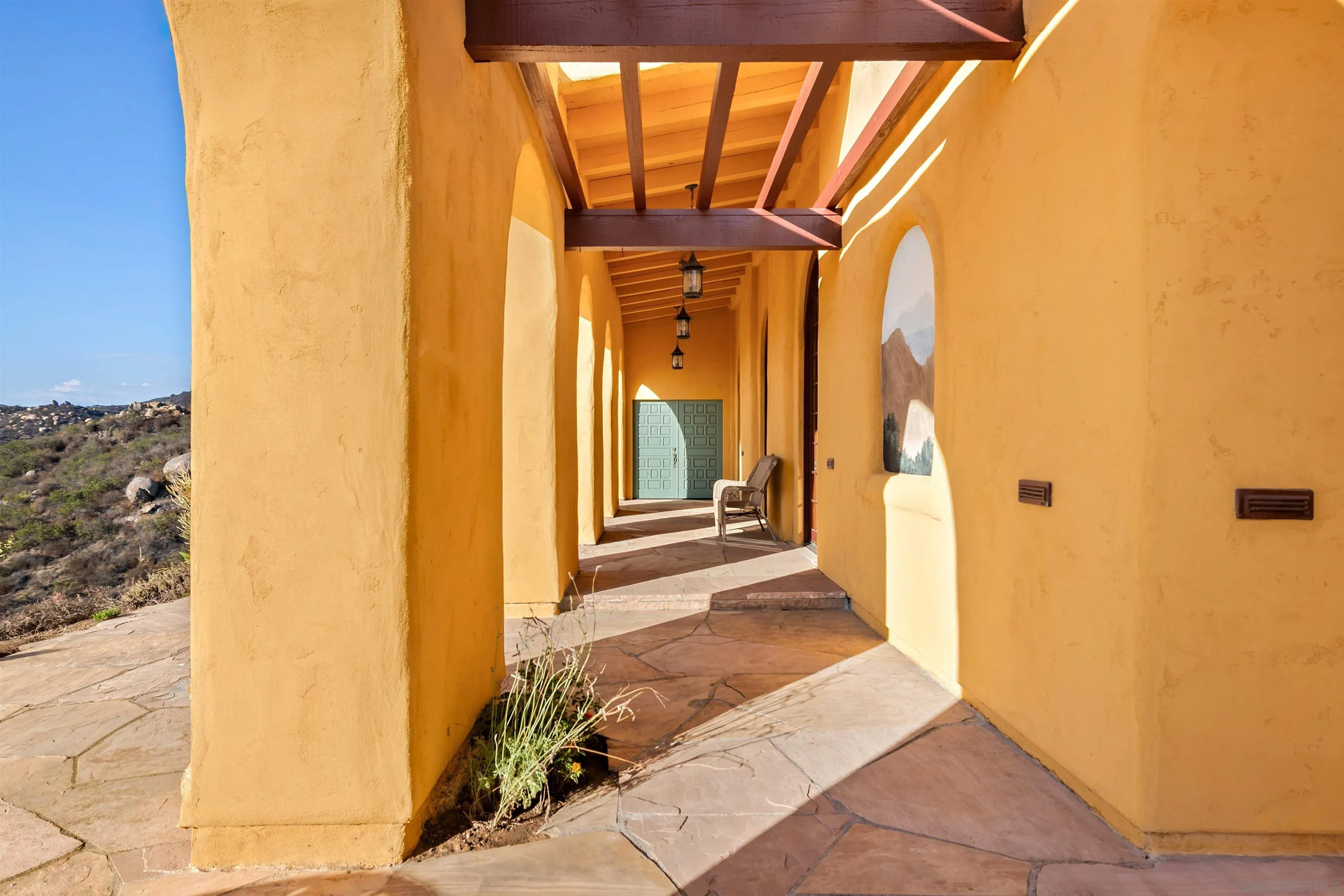 3696 Alta Loma Dr