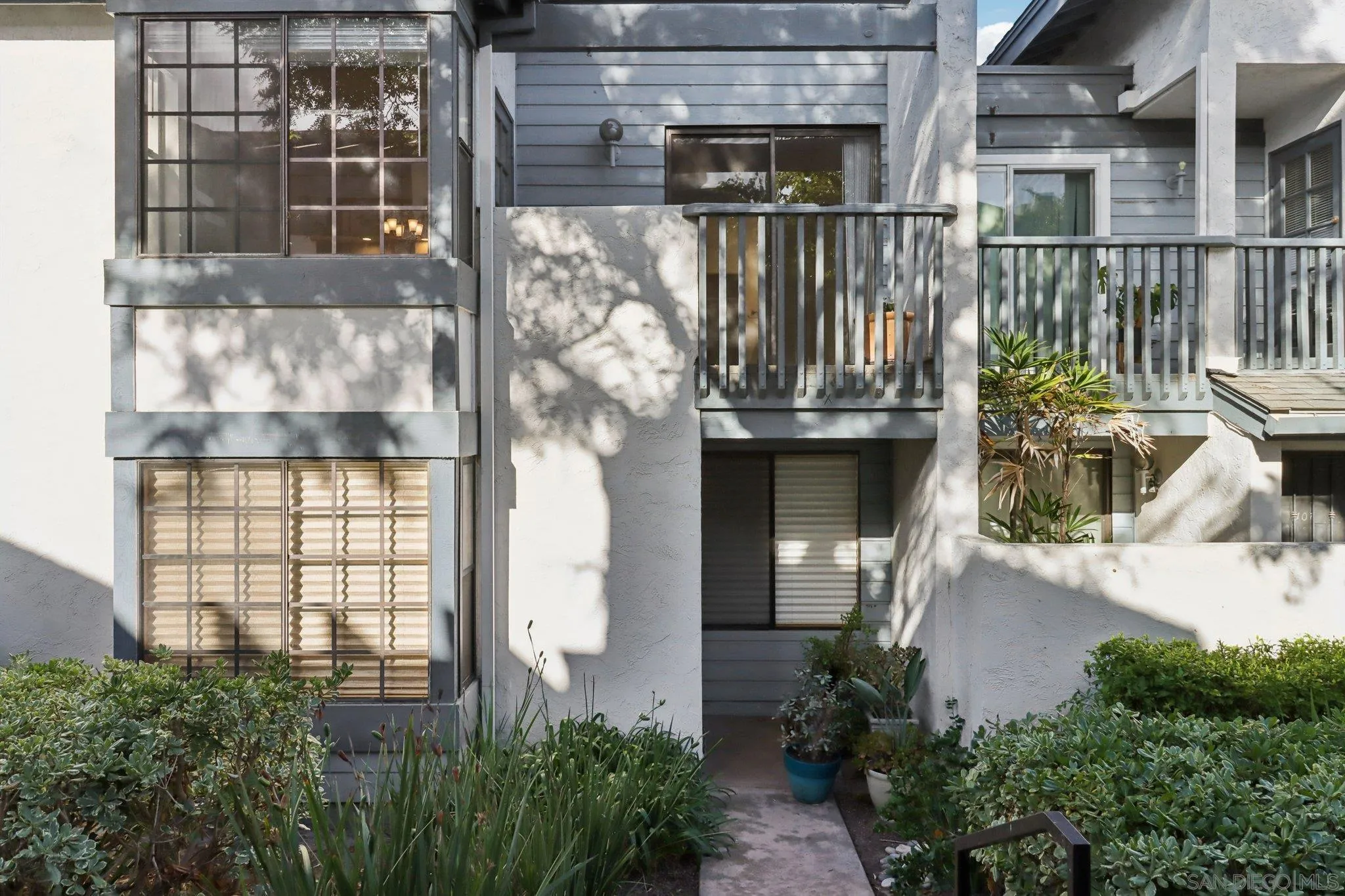 4064 Crystal Dawn Ln Unit 206