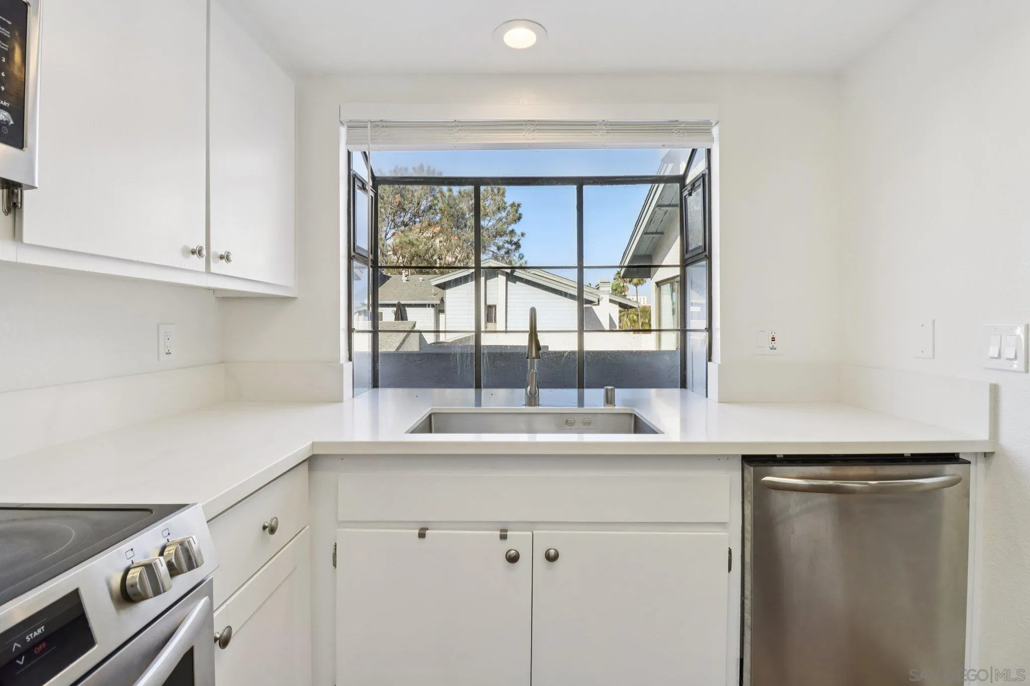 4064 Crystal Dawn Ln Unit 206