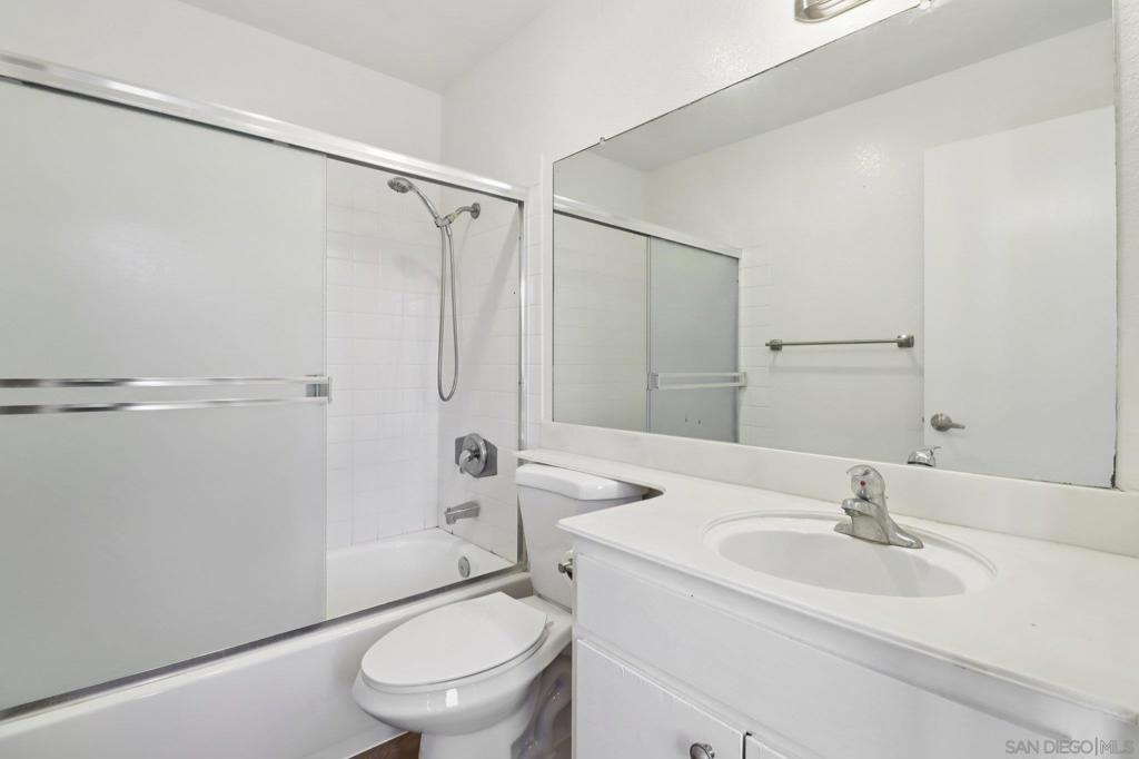 4064 Crystal Dawn Ln 206