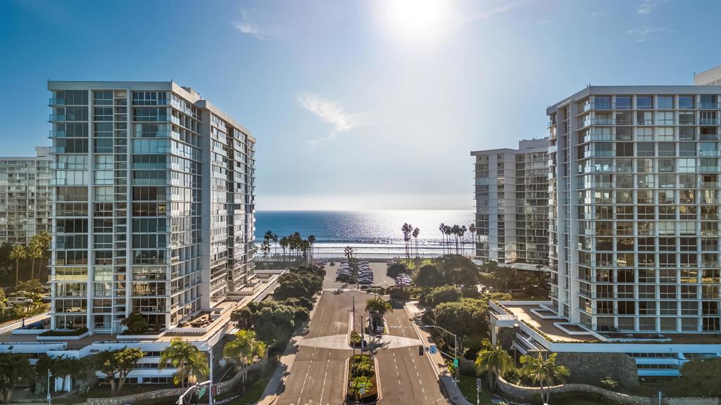 1770 Avenida Del Mundo 102