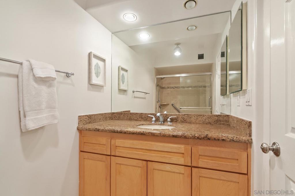 1770 Avenida Del Mundo 102