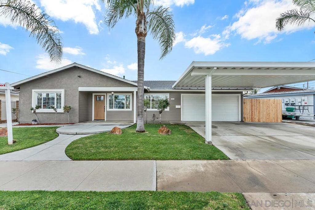 9209 Arnaz Way