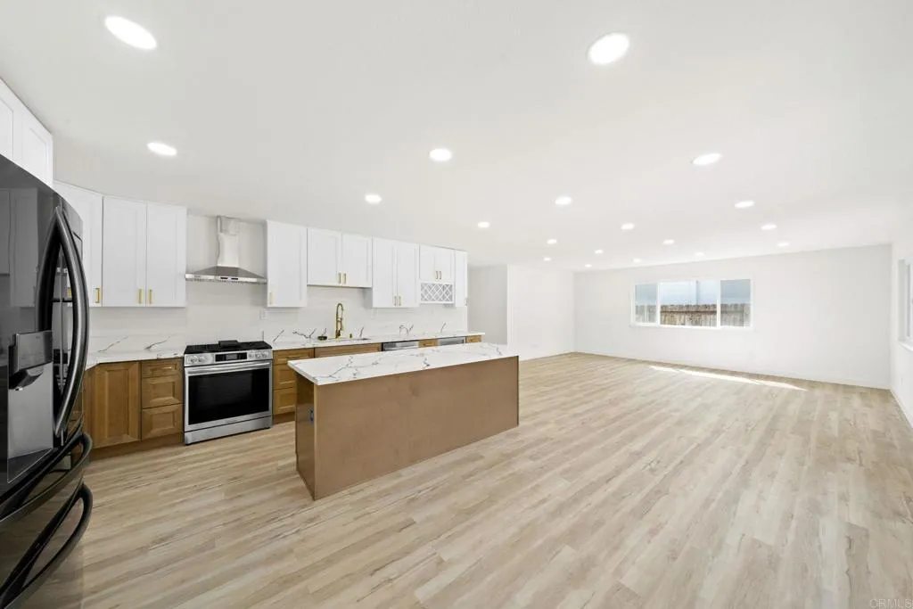 10442 Ken Ln.