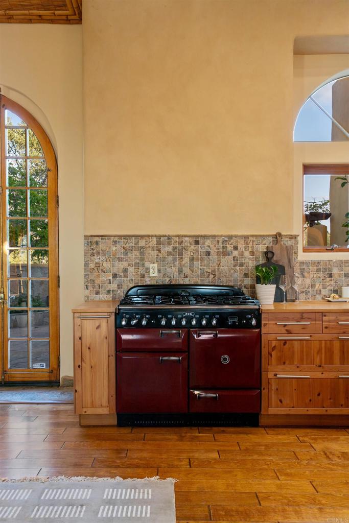 3696 Alta Loma Drive