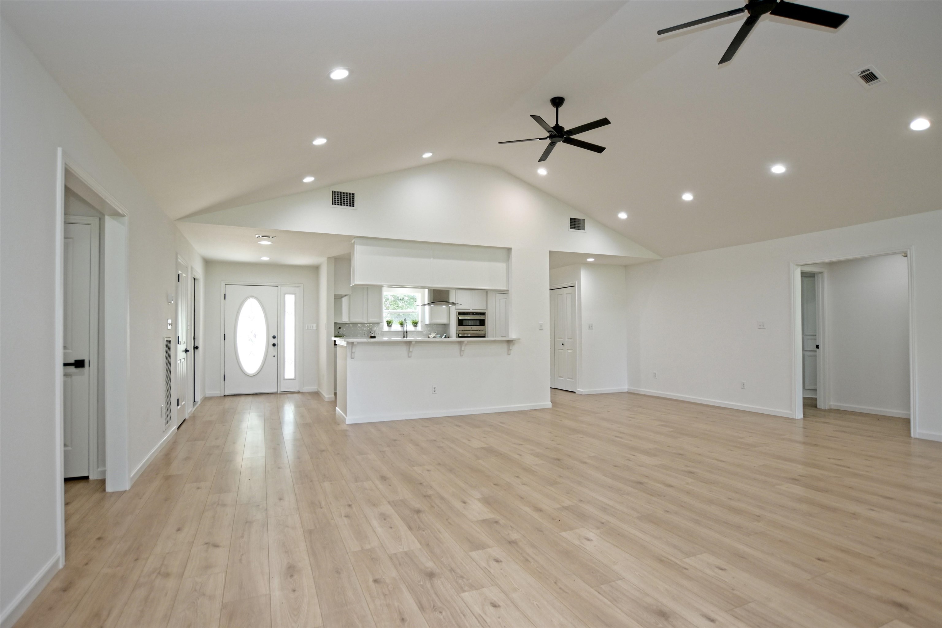 112 Ironway