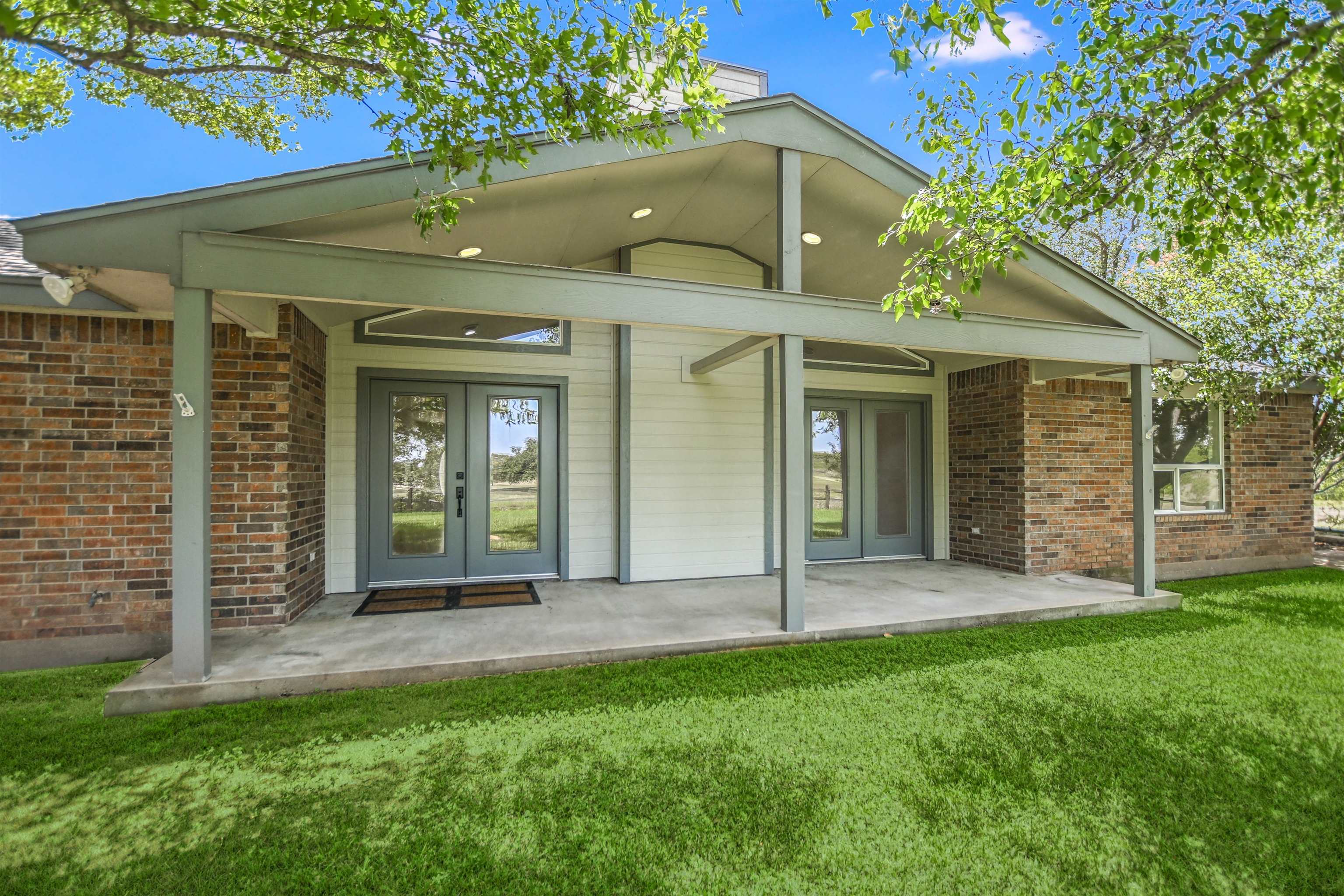 112 Ironway