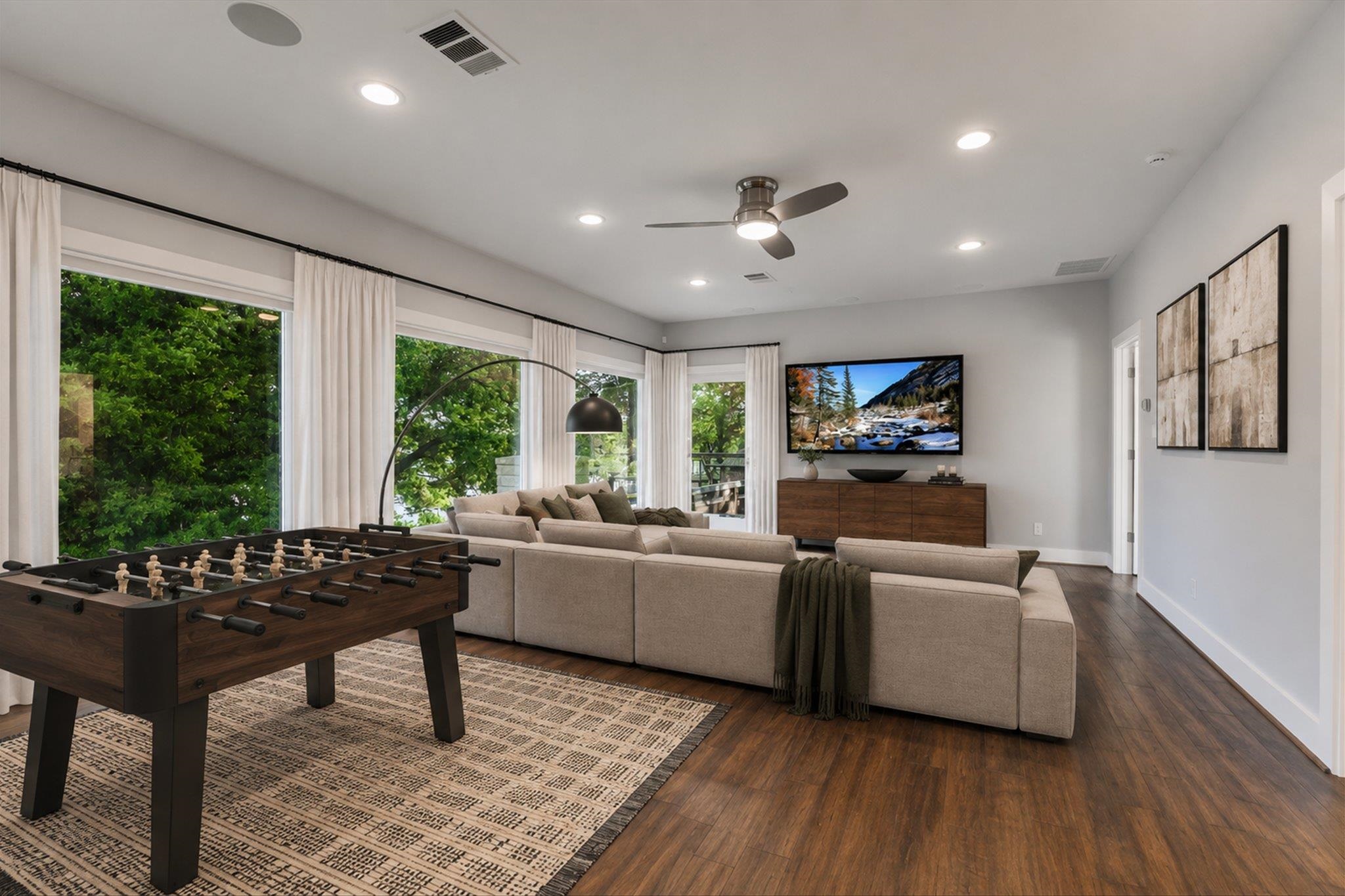 1704 Bluebonnet