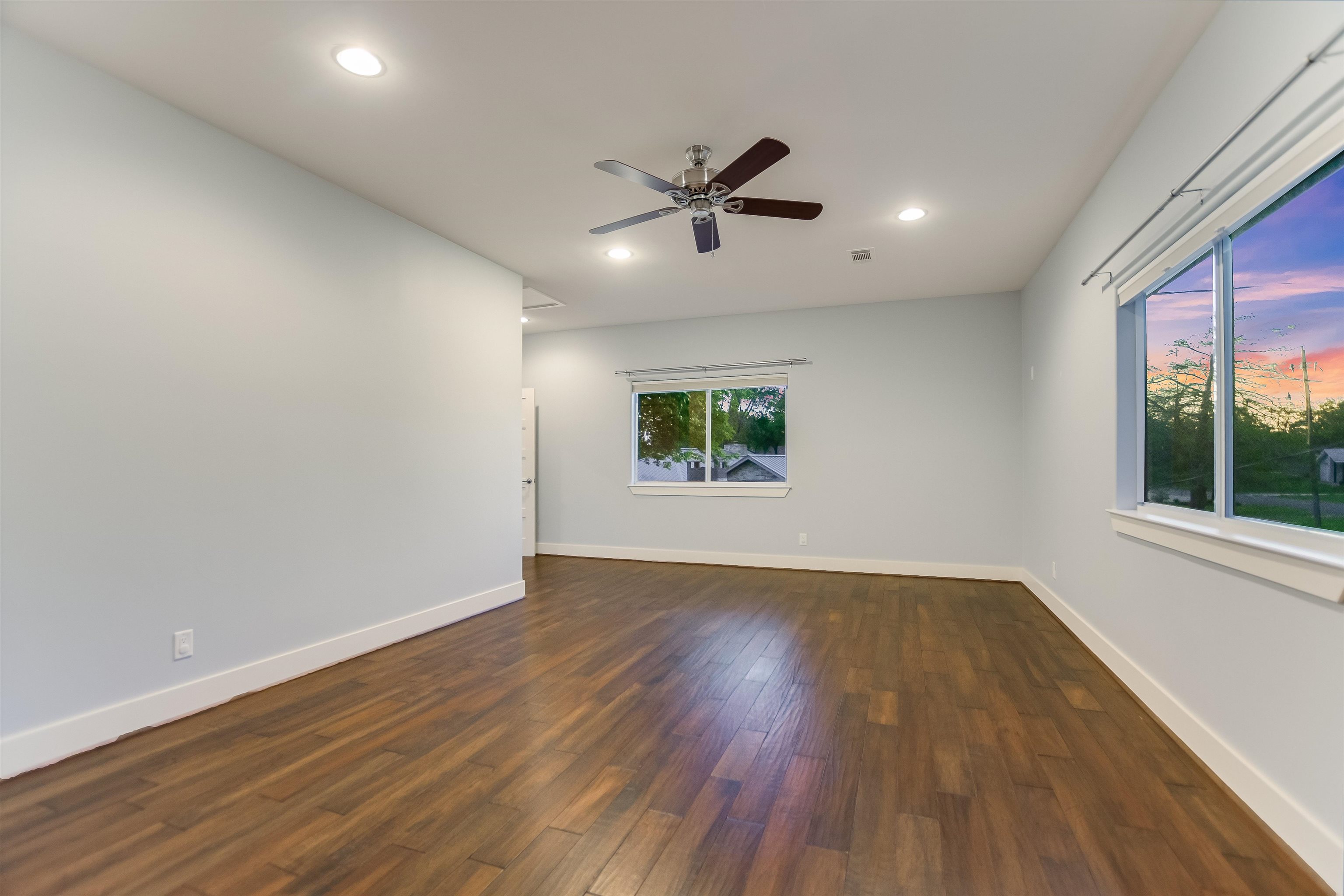 1704 Bluebonnet
