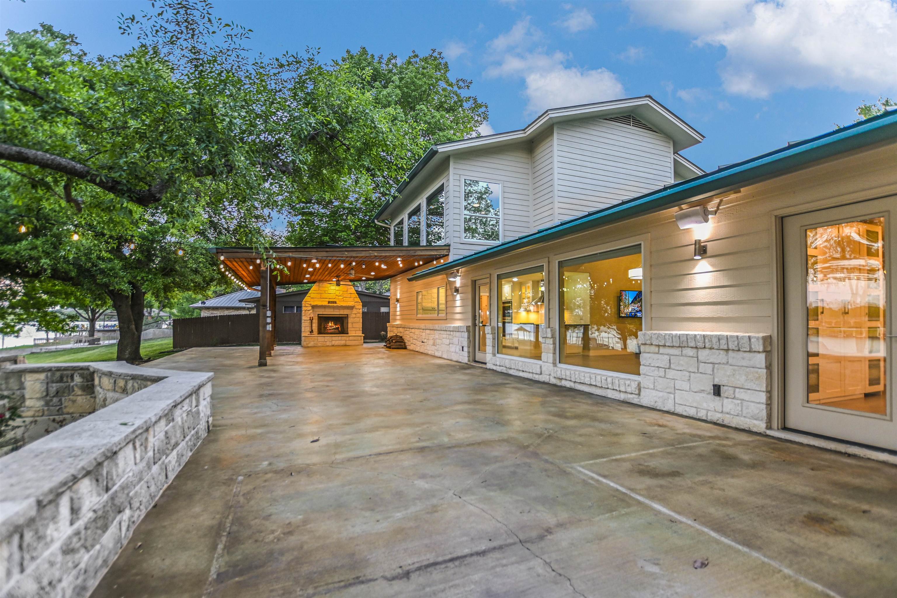 1704 Bluebonnet