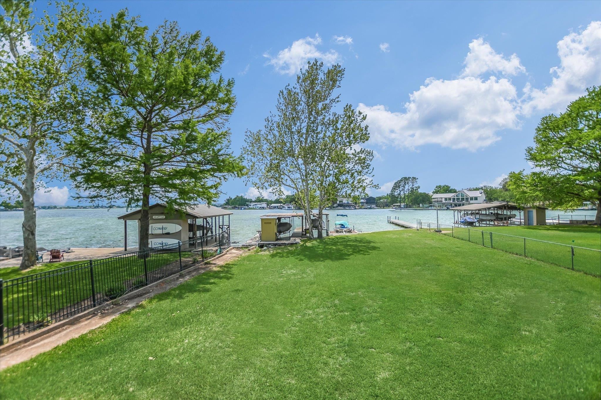 228 E Lakeshore Dr.