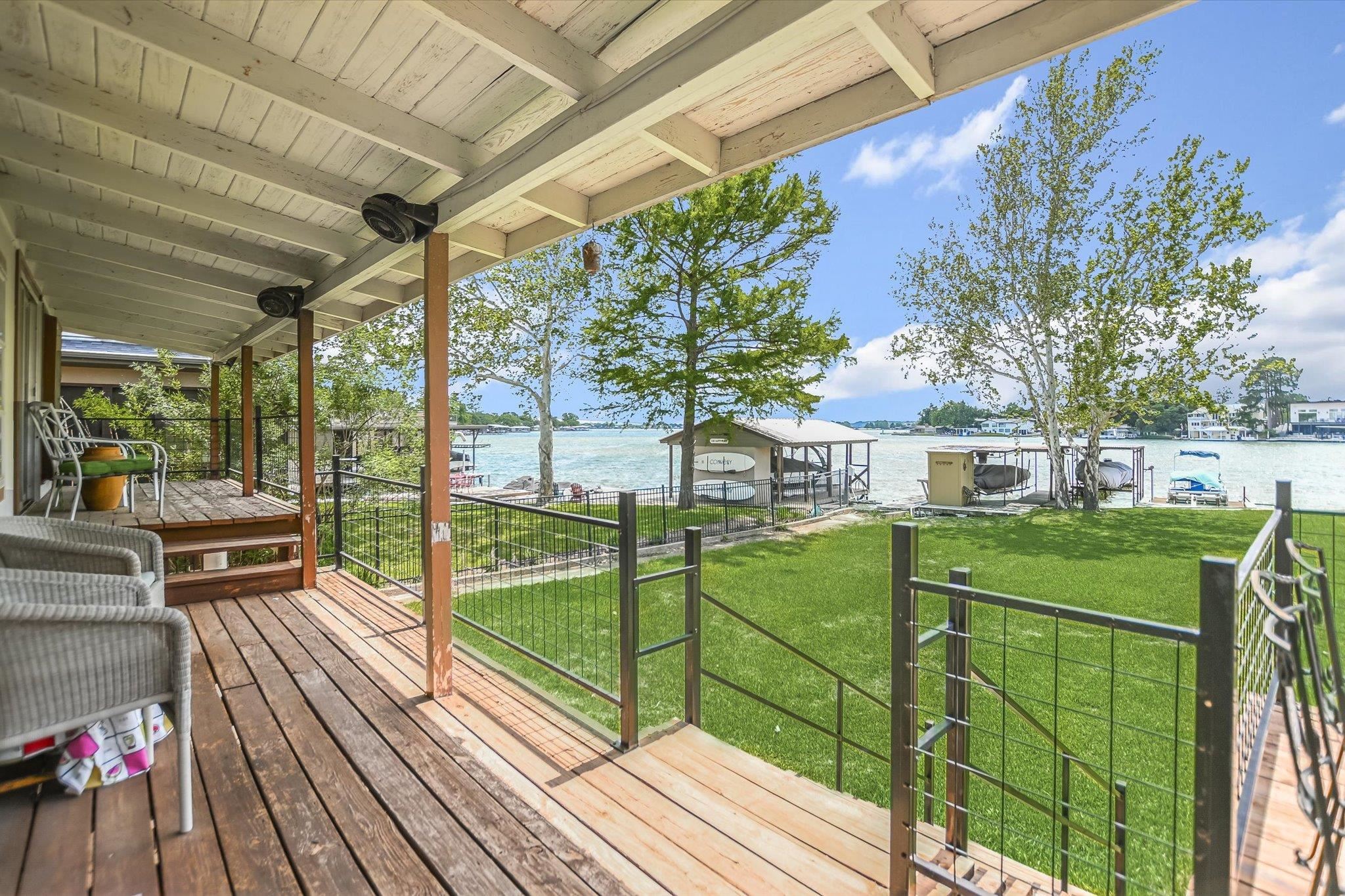 228 E Lakeshore Dr.
