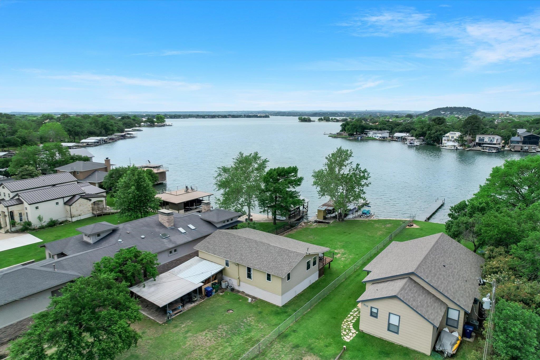 228 E Lakeshore Dr.