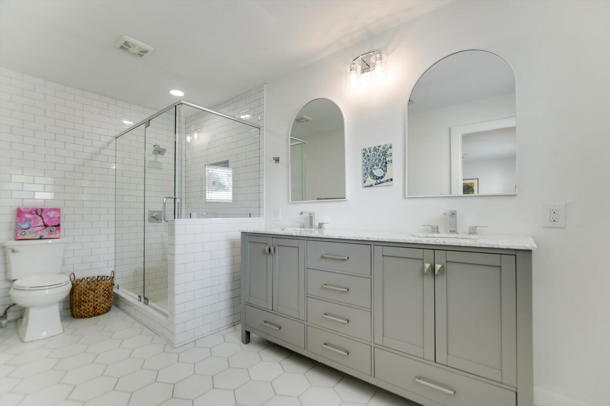 1304 S Lakeside Dr.