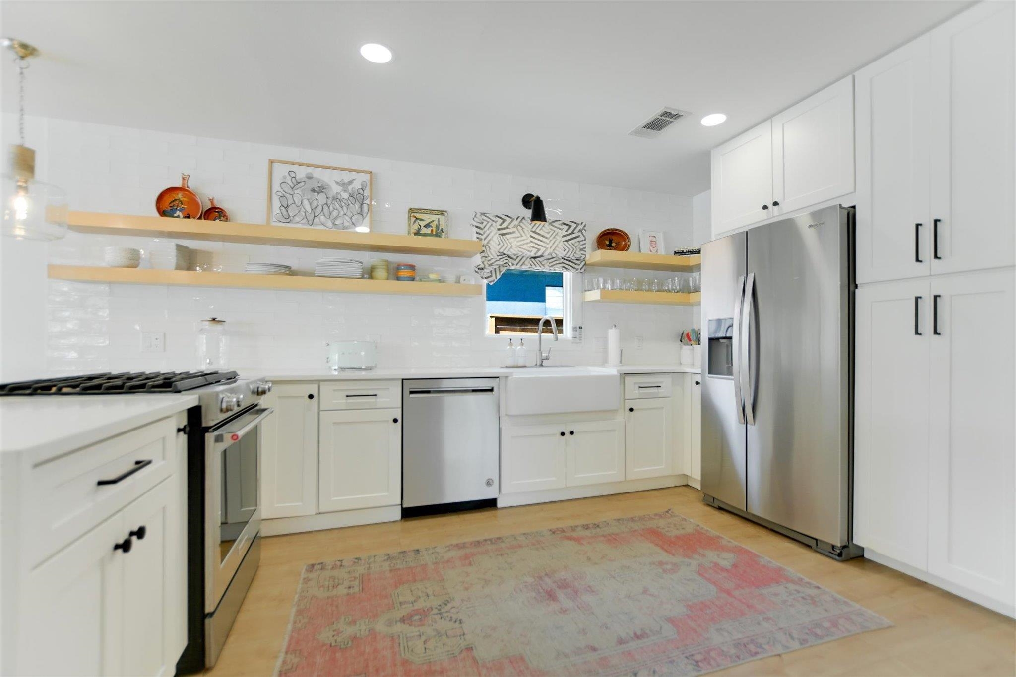 1304 S Lakeside Dr.