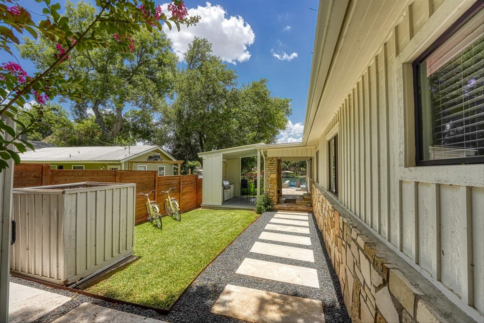 1304 S Lakeside Dr.