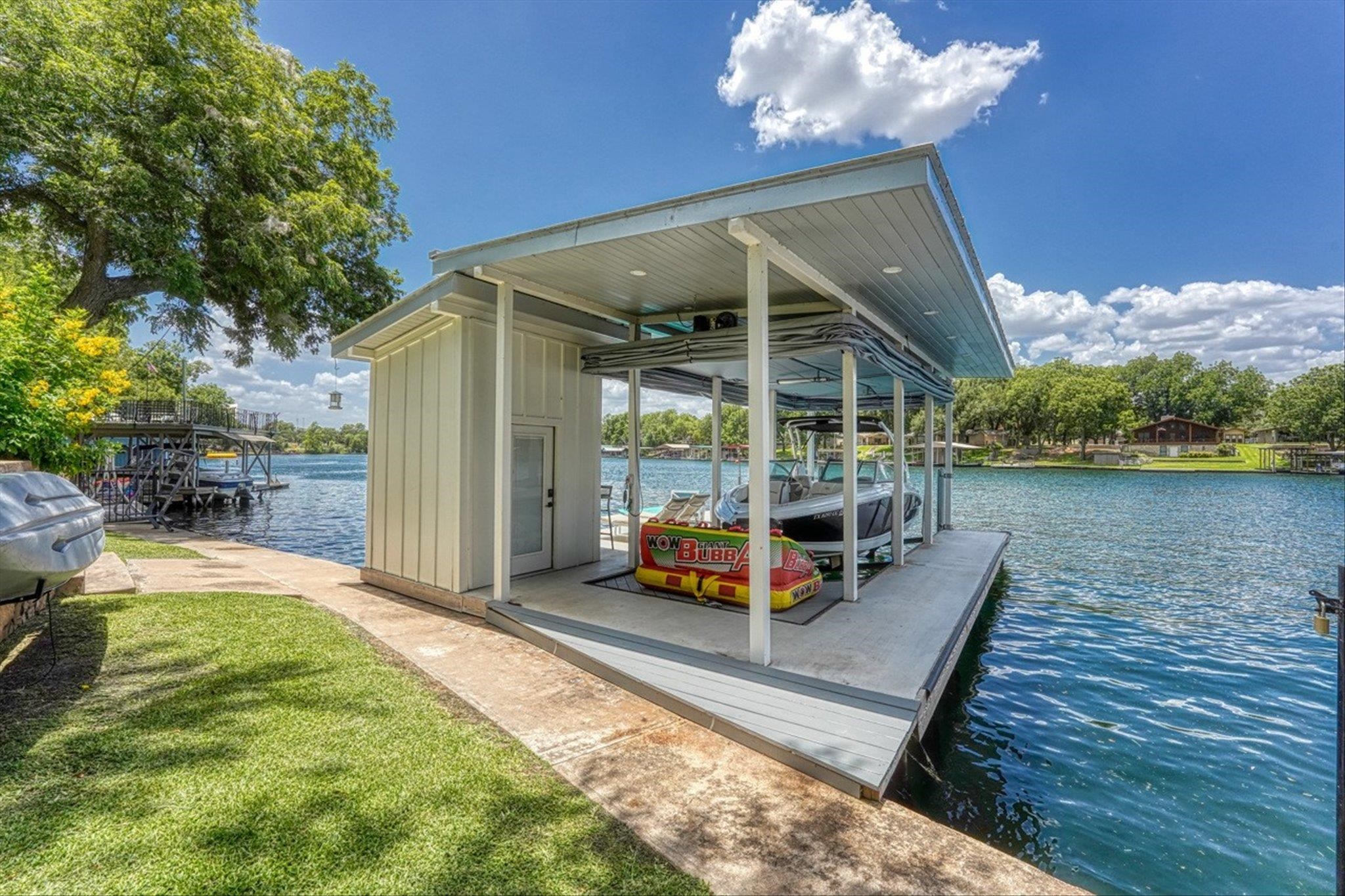 1304 S Lakeside Dr.