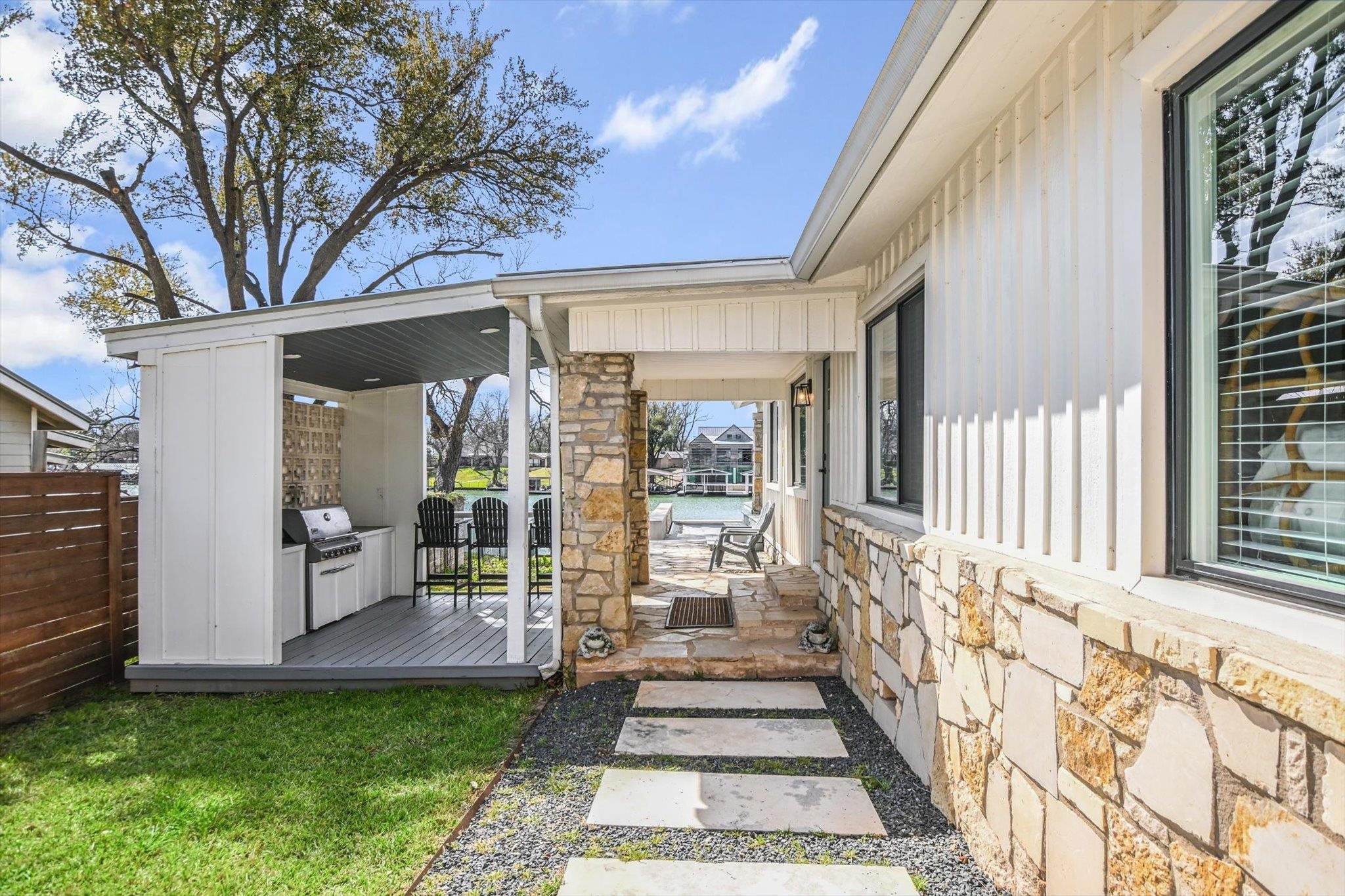 1304 S Lakeside Dr.