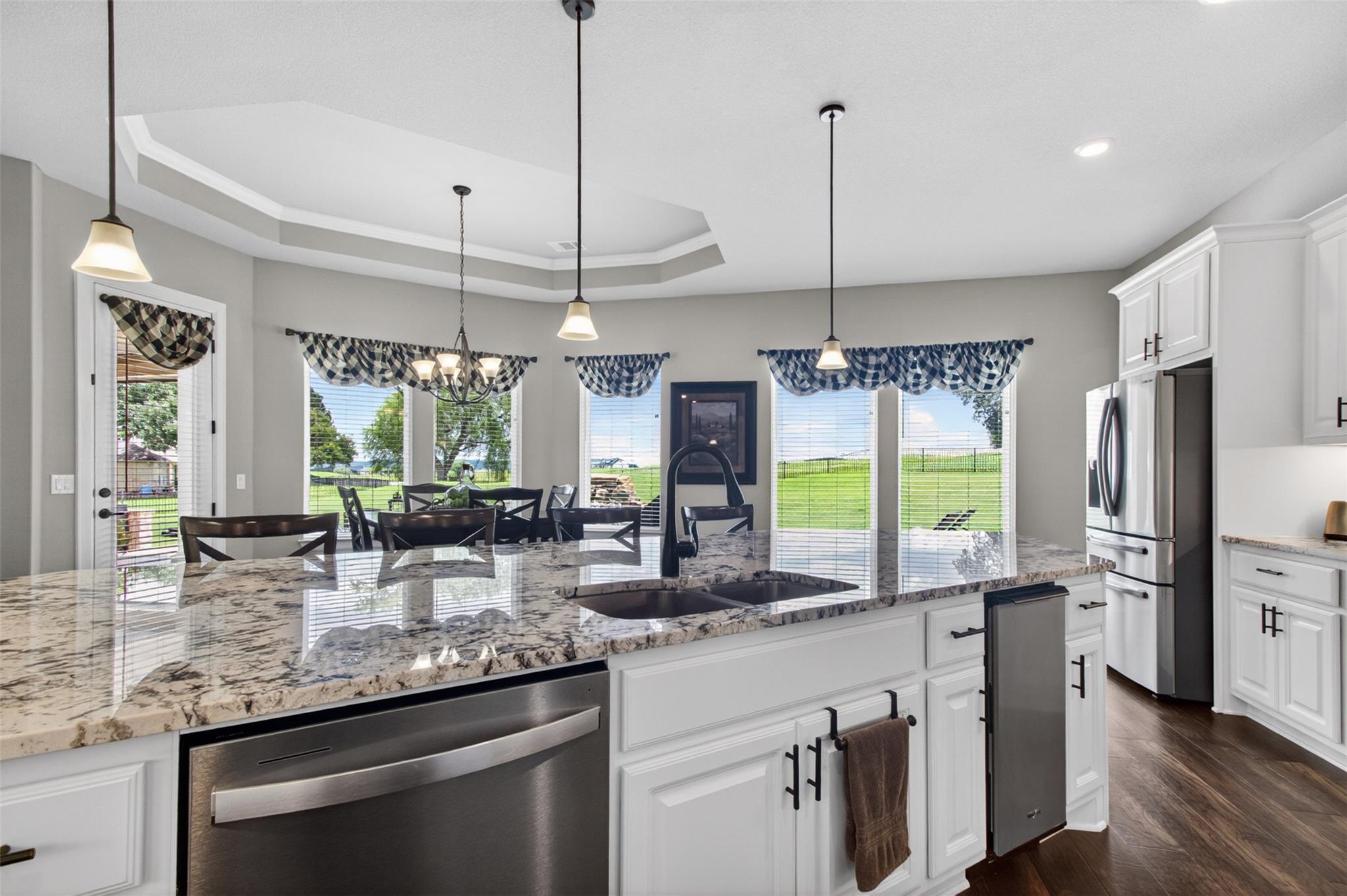 104 Far Meadow DR