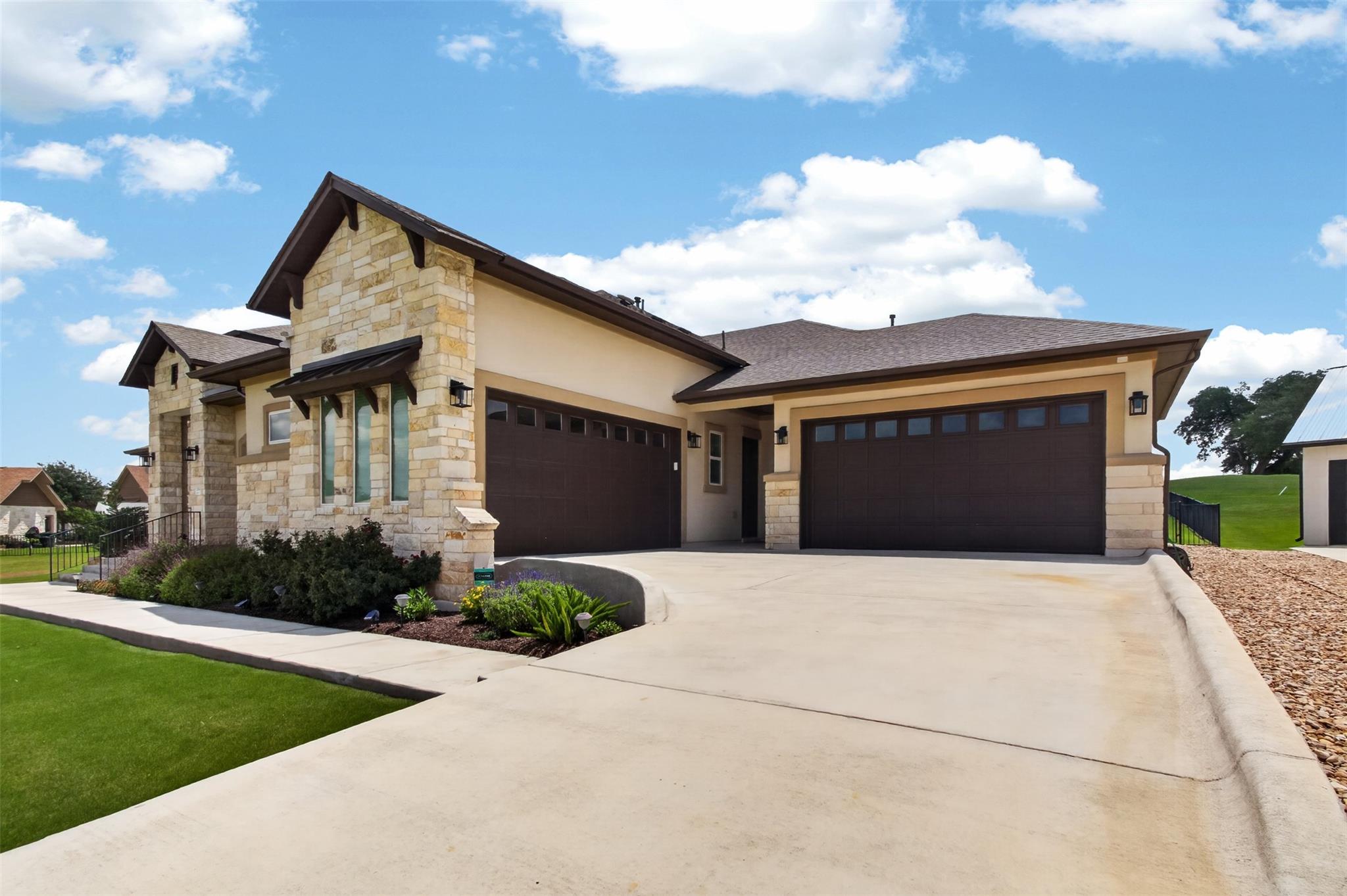 104 Far Meadow DR