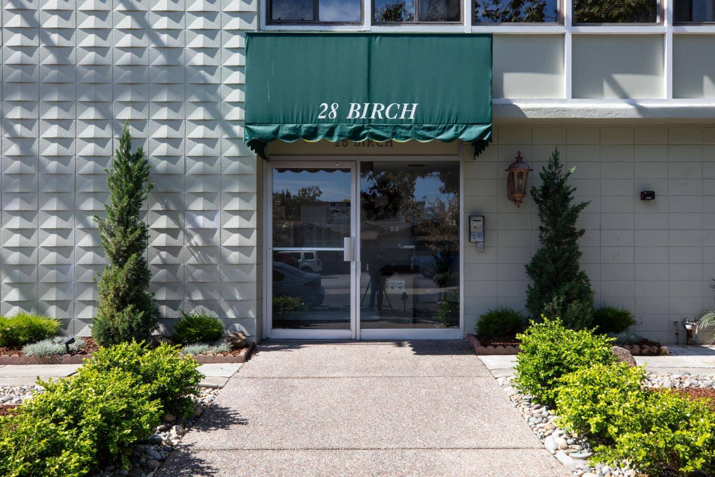 28 Birch Street