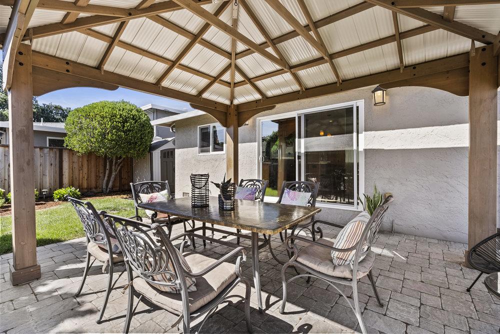 1510 Kentfield AVE