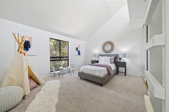 7 Lyndhurst CT