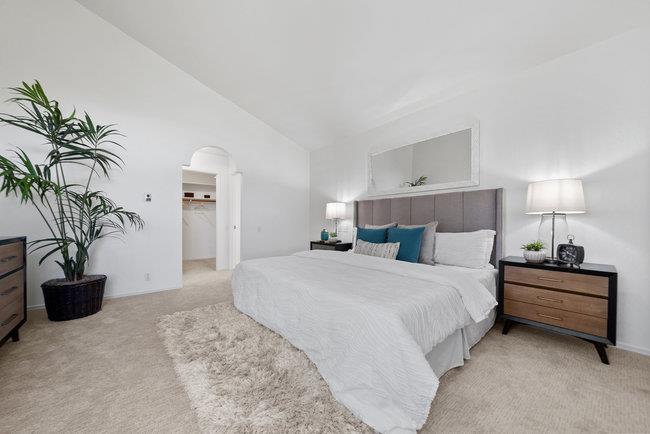 7 Lyndhurst CT