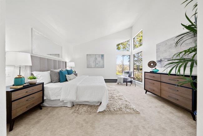 7 Lyndhurst CT