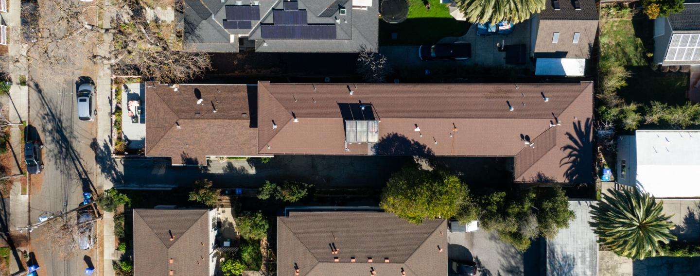 255 Mariposa Ave