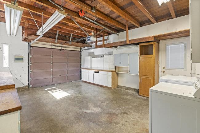 1032 Berkeley AVE