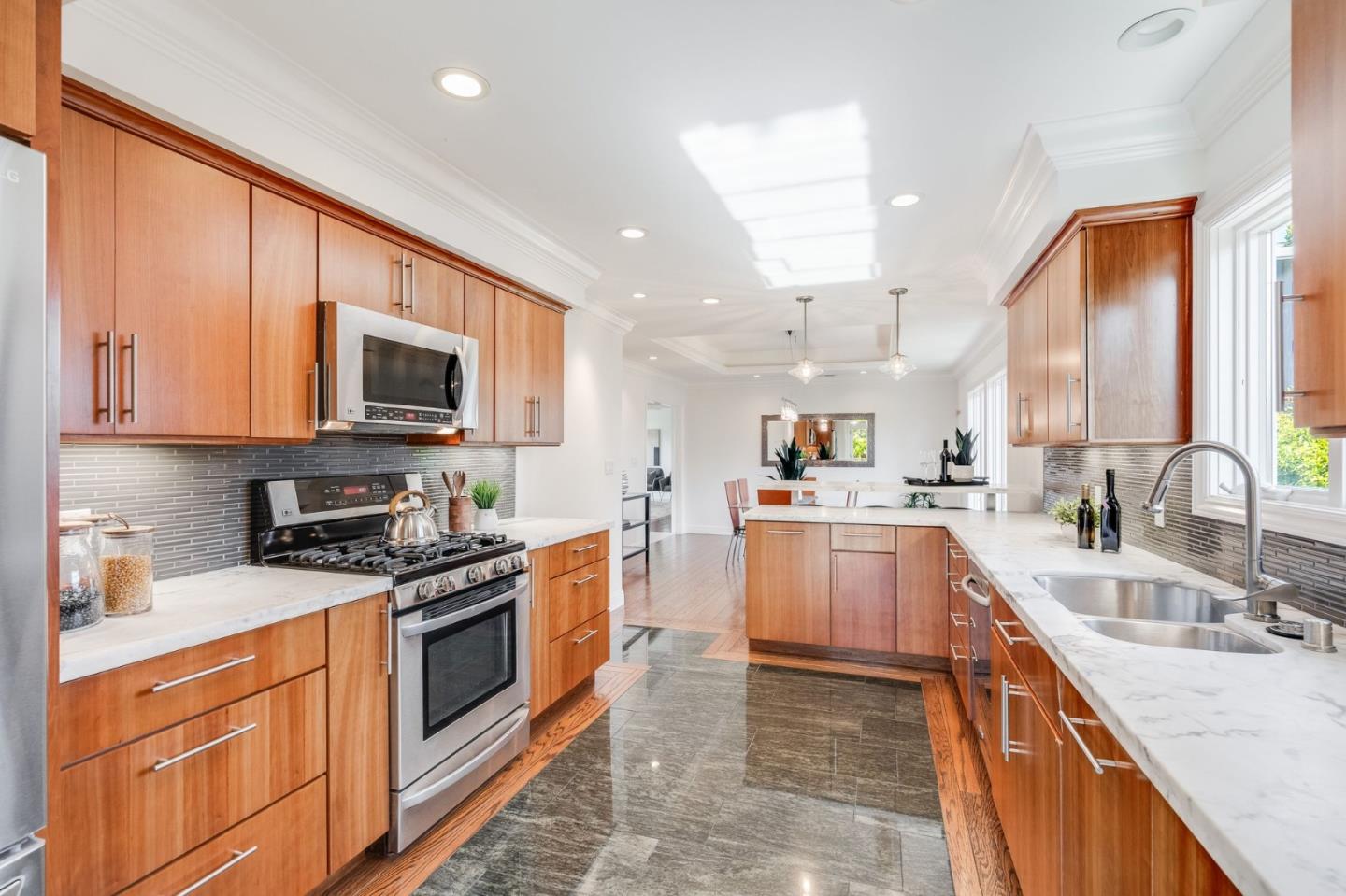 213 Garnet AVE