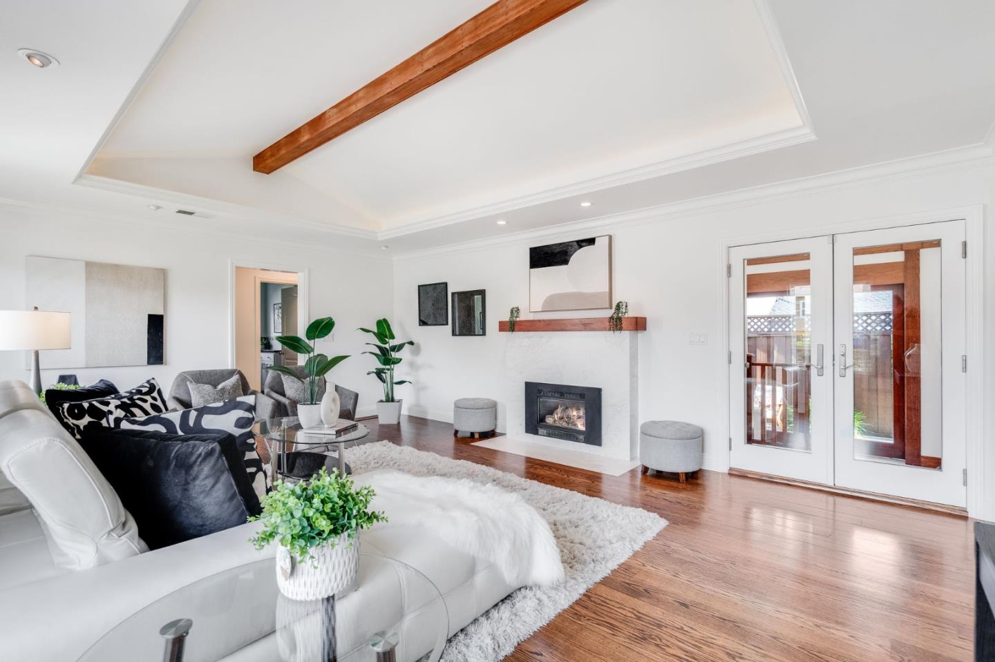 213 Garnet AVE