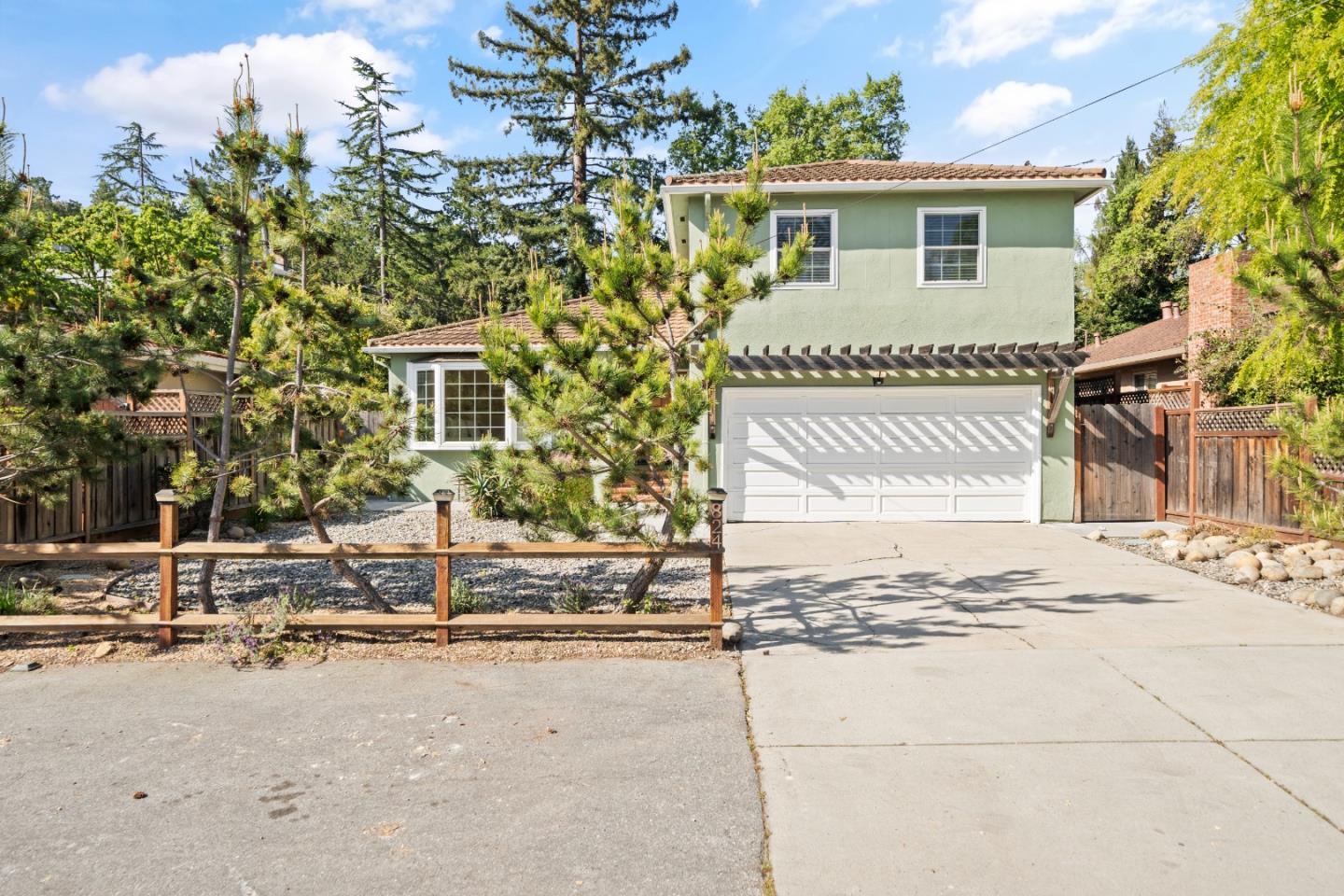 824 Canyon RD