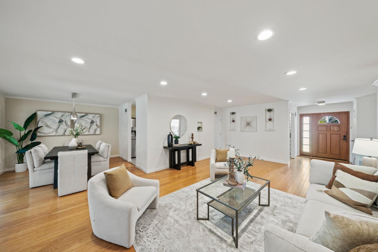 824 Canyon RD