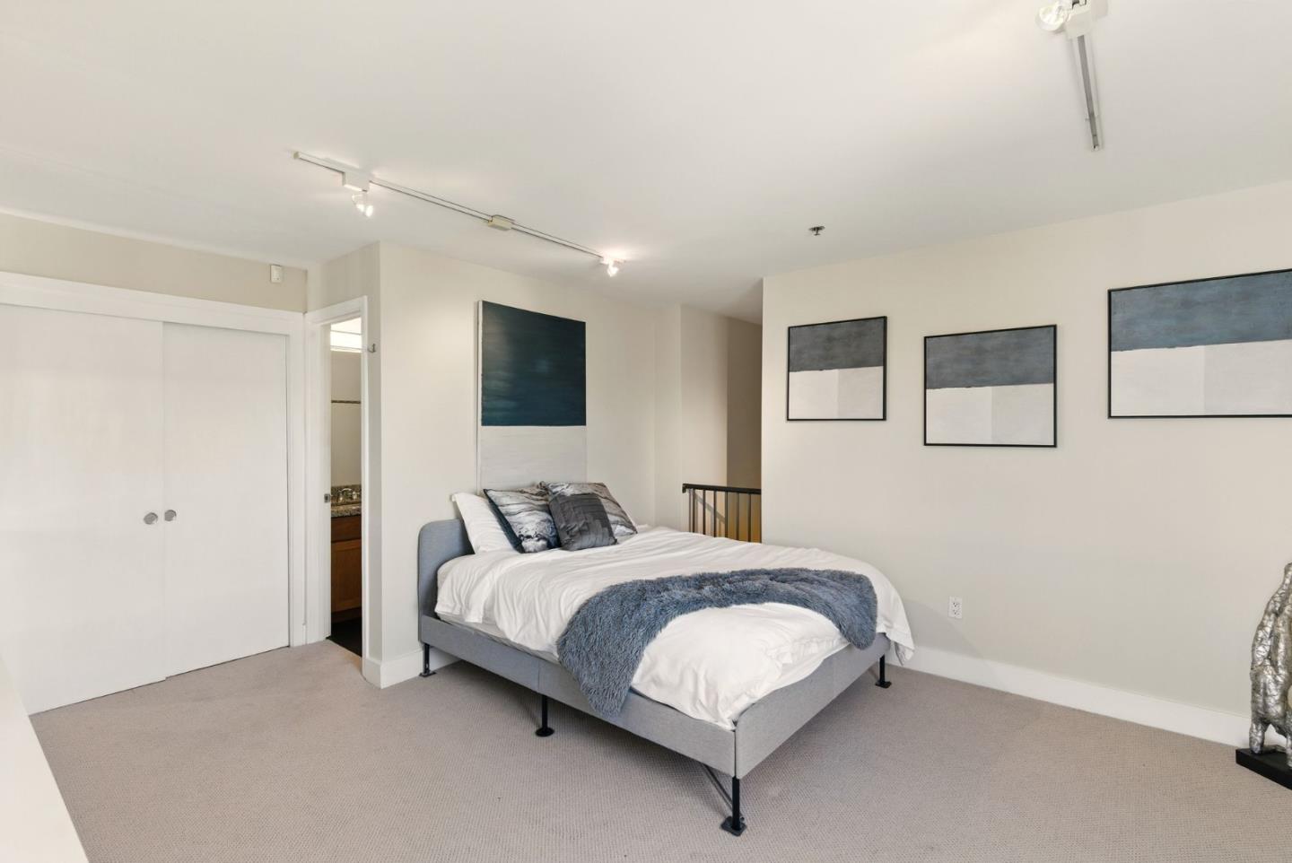 1000 Pennsylvania AVE 7