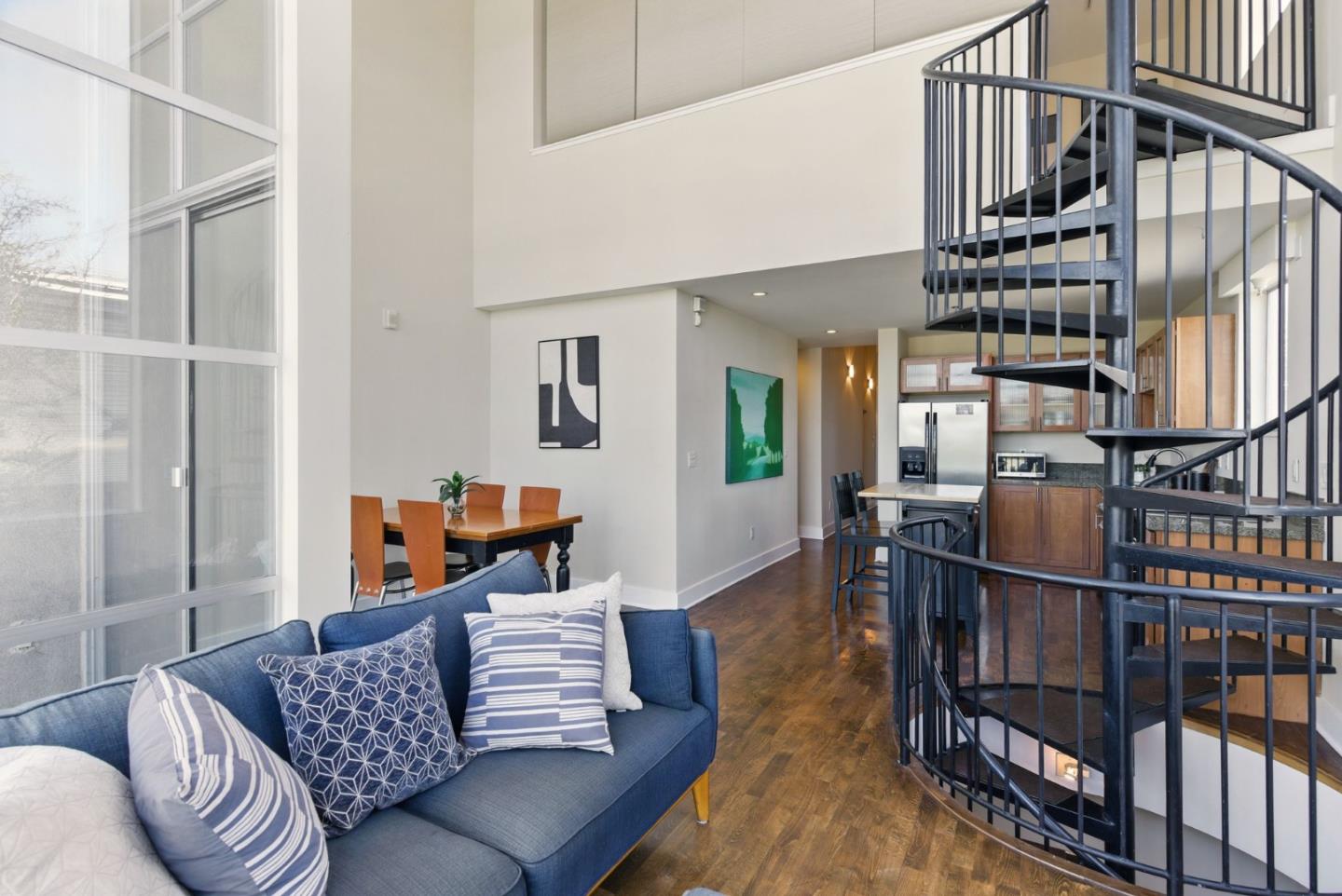 1000 Pennsylvania AVE 7