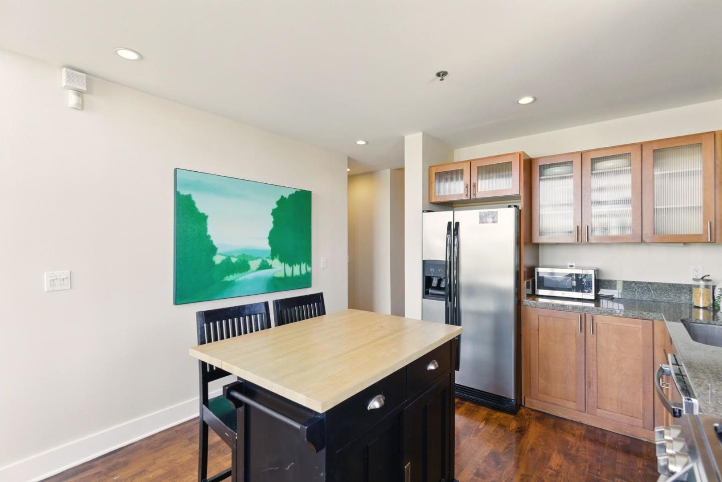 1000 Pennsylvania AVE 7