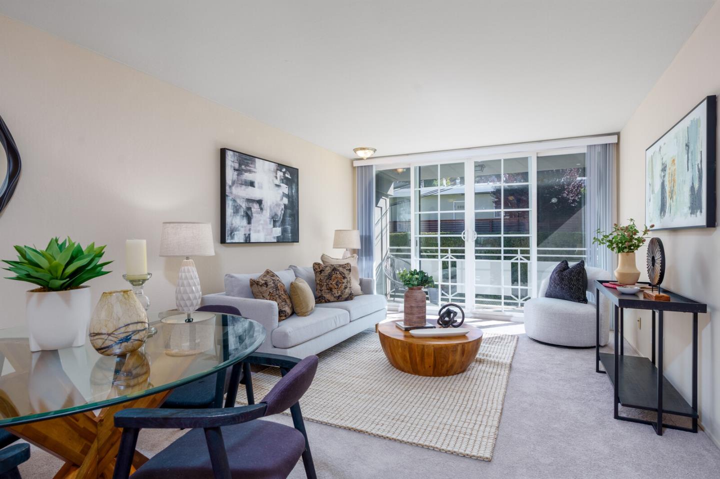 222 Laurel Street 211