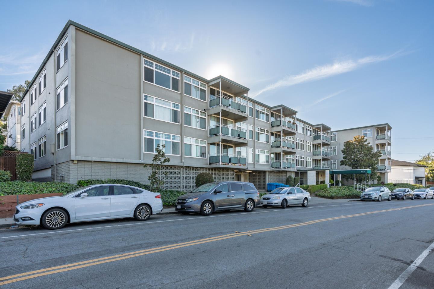 222 Laurel Street 211