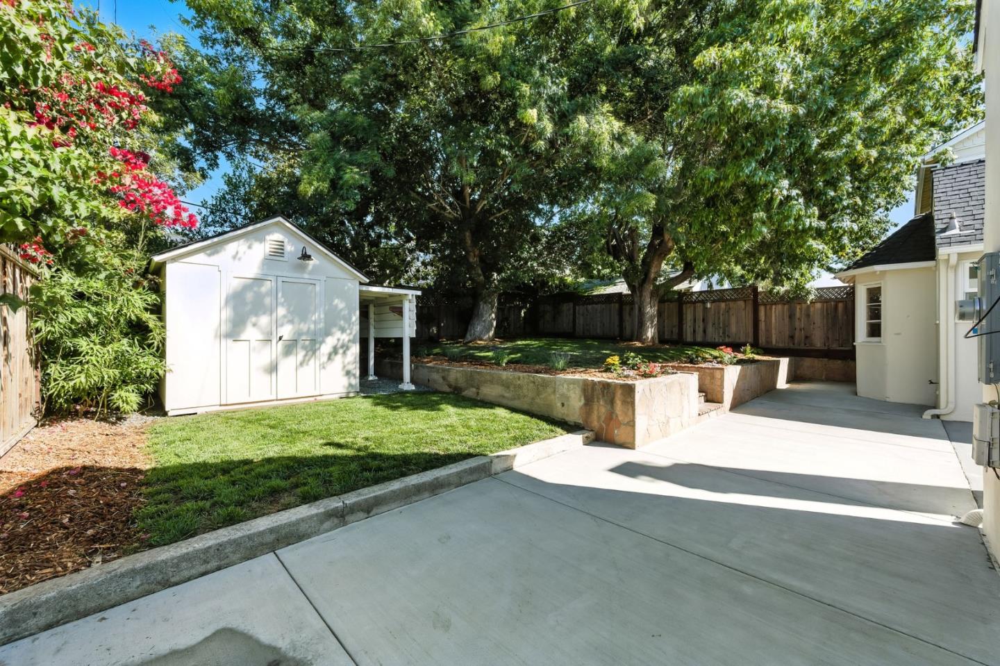 1968 Arroyo Avenue